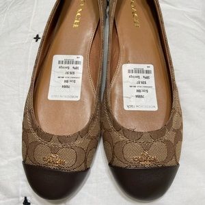 Coach flats